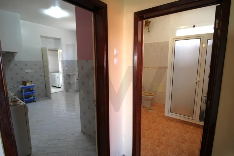 Moradia T5 para Venda em Funchal (Santa Maria Maior) Foto 25