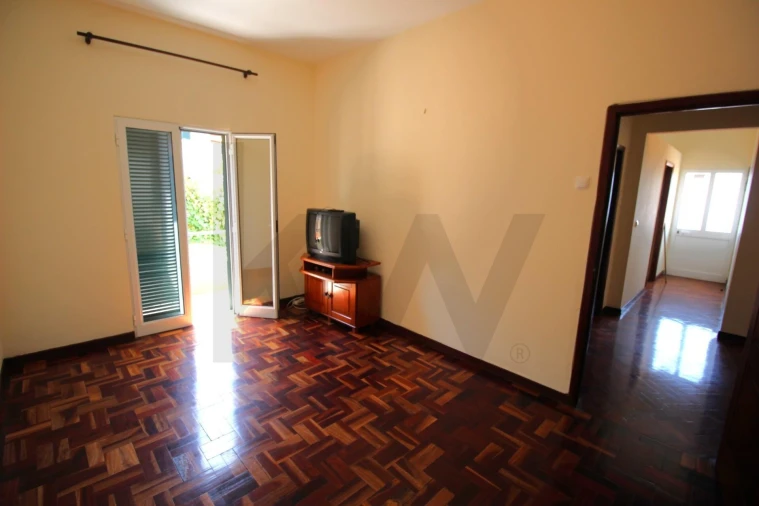 Moradia T5 para Venda em Funchal (Santa Maria Maior) Foto 64