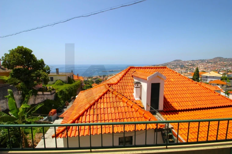 Moradia T5 para Venda em Funchal (Santa Maria Maior) Foto 54