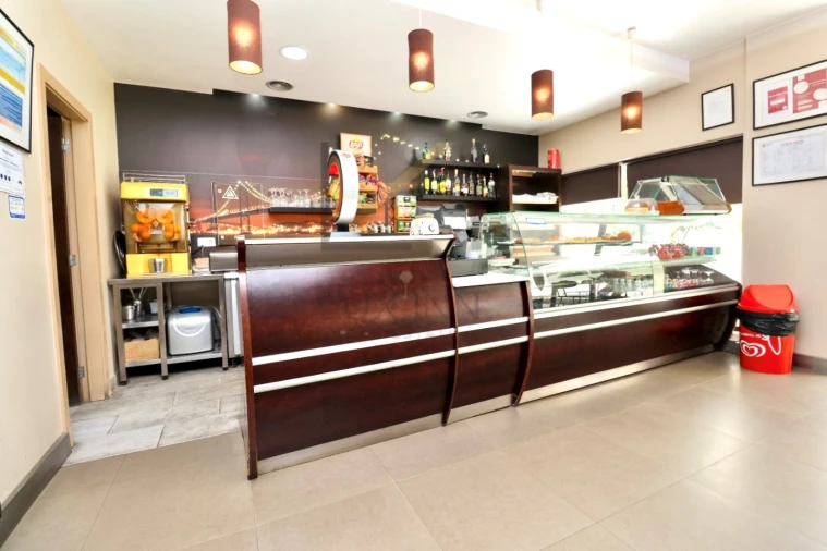 Loja para Arrendamento em Alcabideche Foto 16