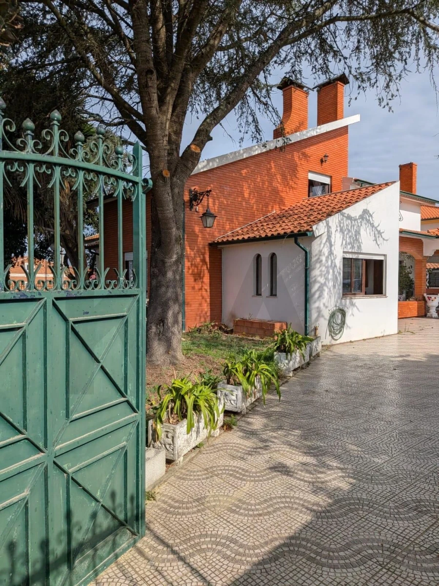 Moradia T4 para Venda em Santa Joana Foto 13