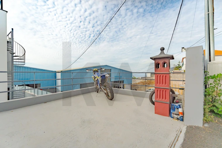 Moradia T3 para Venda em Santo Antonio Foto 62