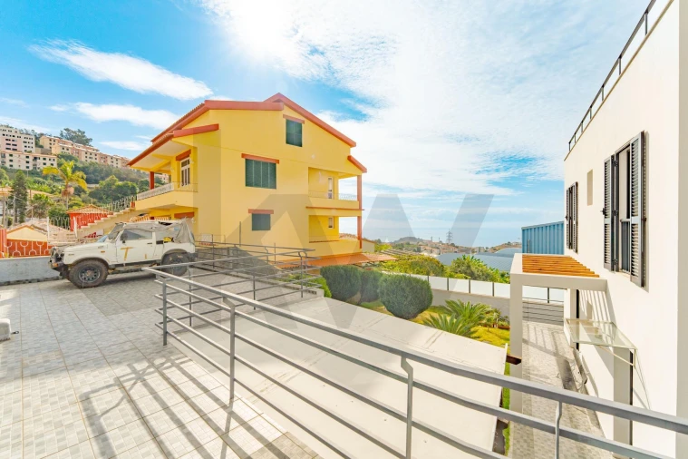 Moradia T3 para Venda em Santo Antonio Foto 59