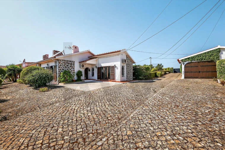 Quinta T5 para Venda em Santiago dos Velhos Foto 8