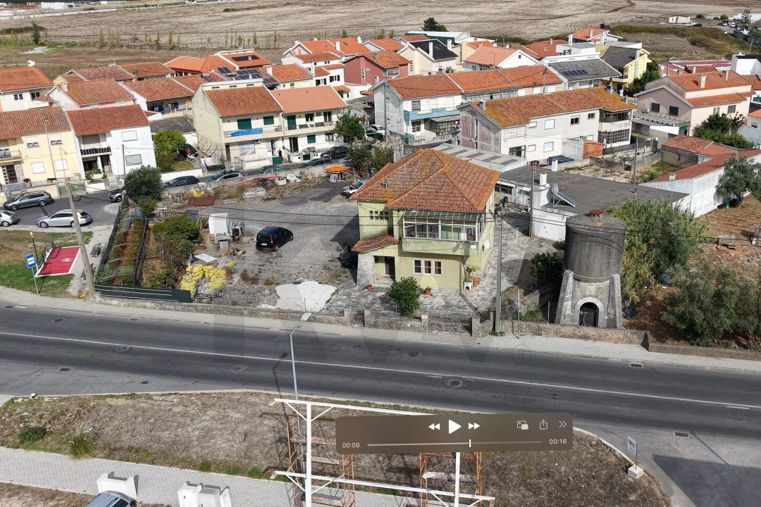 Moradia T5 para Venda em São Domingos de Rana Foto 2