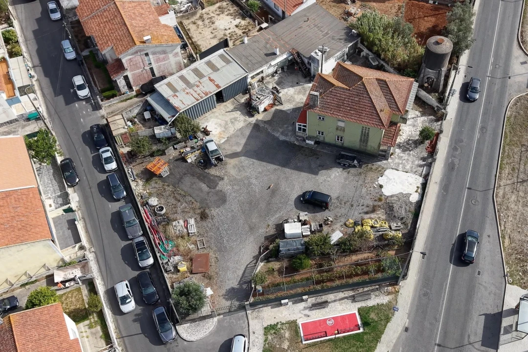 Moradia T5 para Venda em São Domingos de Rana Foto 1