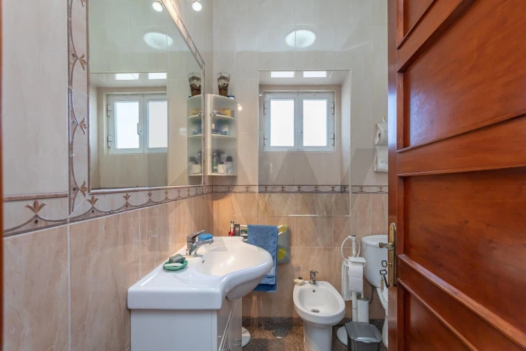 Moradia T5 para Venda em São Domingos de Rana Foto 19