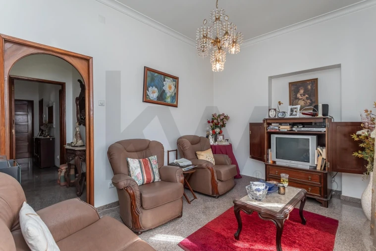 Moradia T5 para Venda em São Domingos de Rana Foto 13