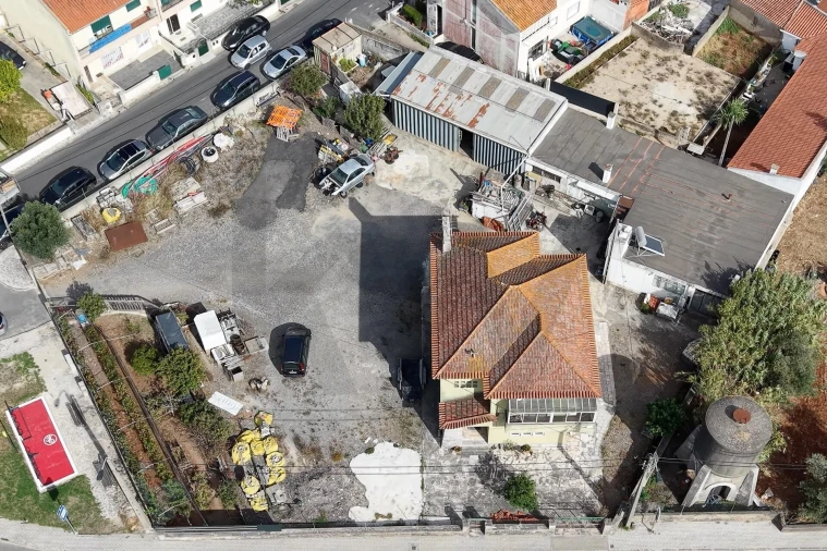 Moradia T5 para Venda em São Domingos de Rana Foto 4