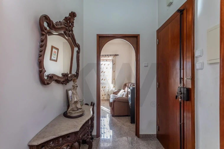 Moradia T5 para Venda em São Domingos de Rana Foto 10