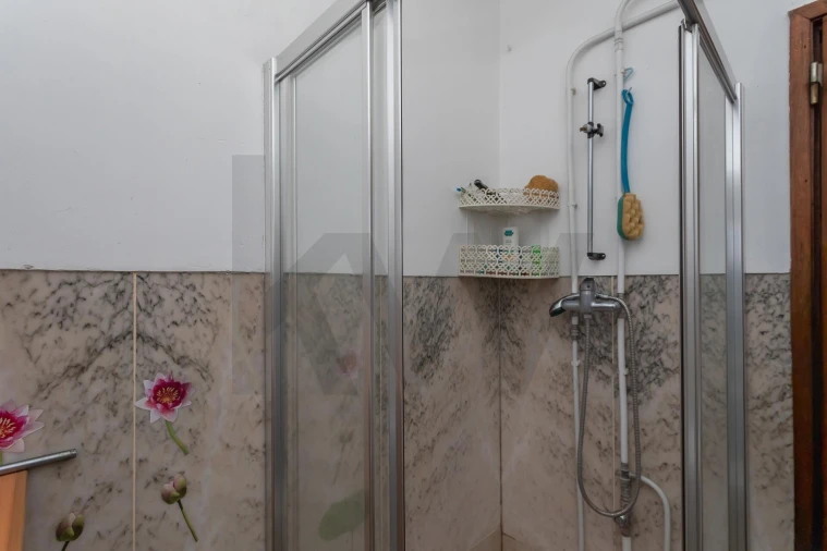 Moradia T5 para Venda em São Domingos de Rana Foto 33