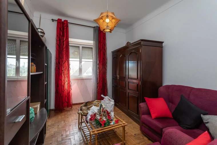 Moradia T5 para Venda em São Domingos de Rana Foto 27