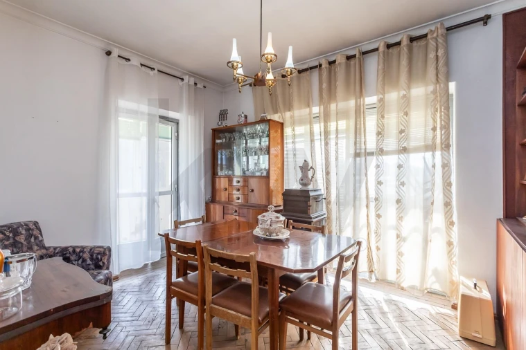 Moradia T5 para Venda em São Domingos de Rana Foto 26