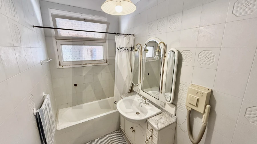 Moradia T4 para Venda em Funchal (Santa Luzia) Foto 41