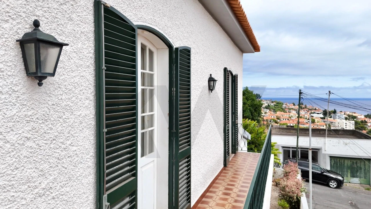 Moradia T4 para Venda em Funchal (Santa Luzia) Foto 39