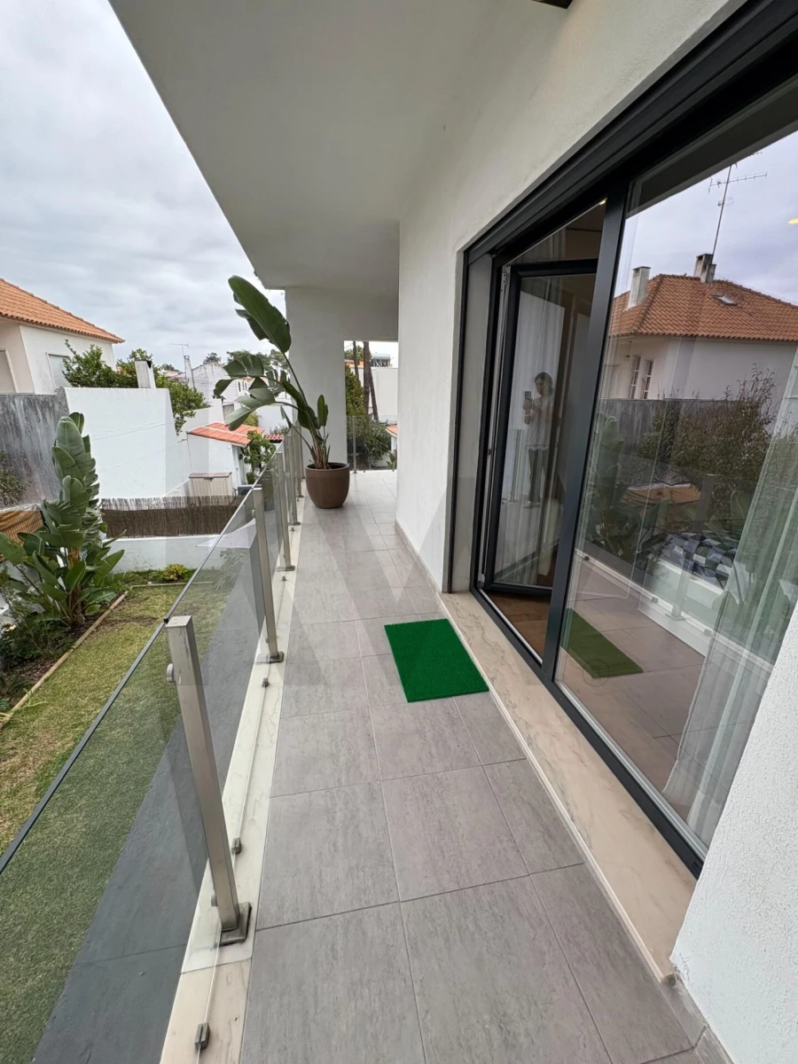 Moradia T4 para Venda em Charneca de Caparica e Sobreda Foto 20