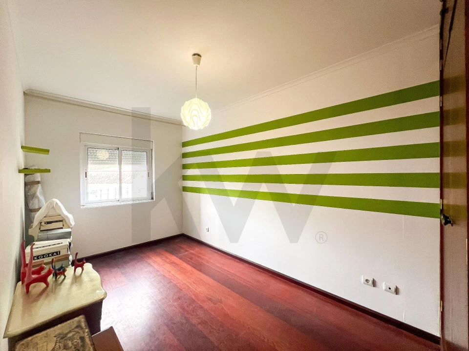 Apartamento T2 para Venda em Fajã de Baixo Foto 19