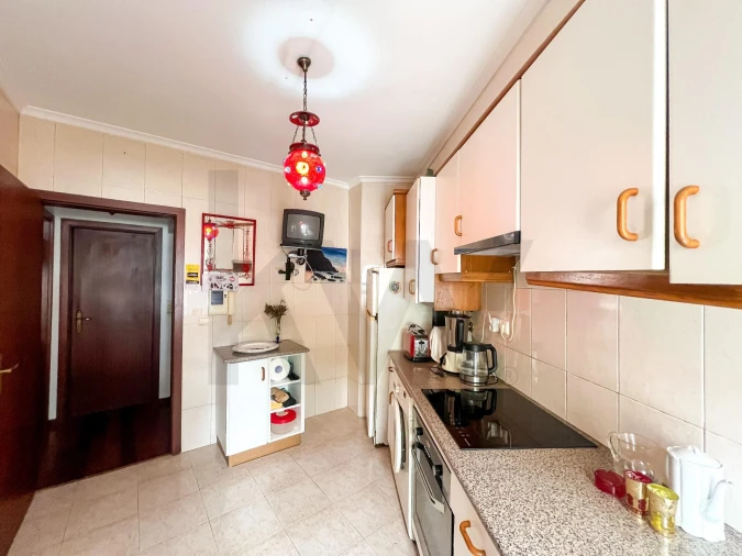 Apartamento T2 para Venda em Fajã de Baixo Foto 18