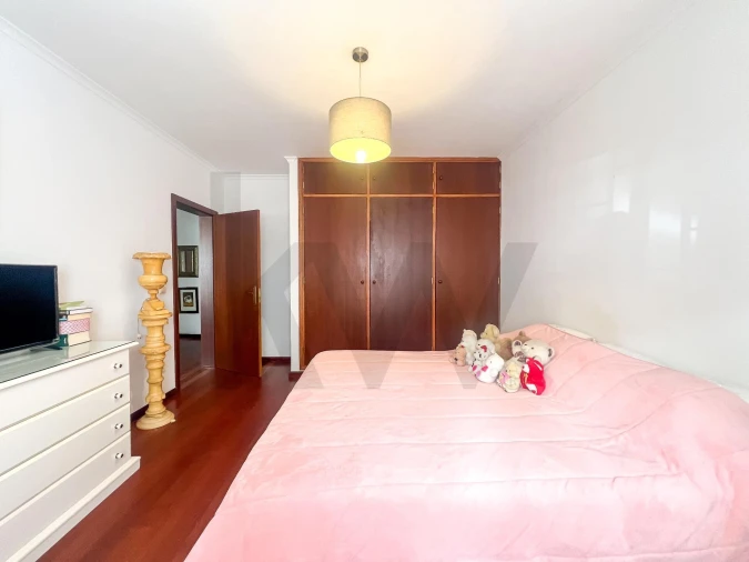 Apartamento T2 para Venda em Fajã de Baixo Foto 10