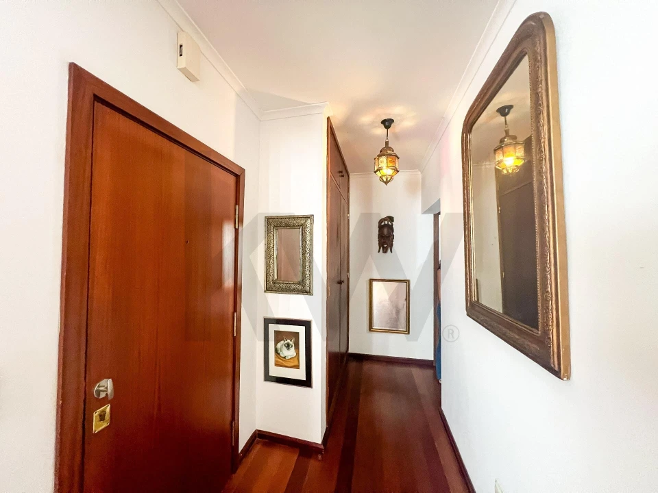 Apartamento T2 para Venda em Fajã de Baixo Foto 15