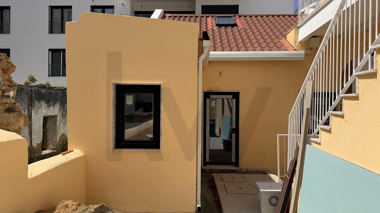 Apartamento T1 para Venda em Carcavelos e Parede Foto 30