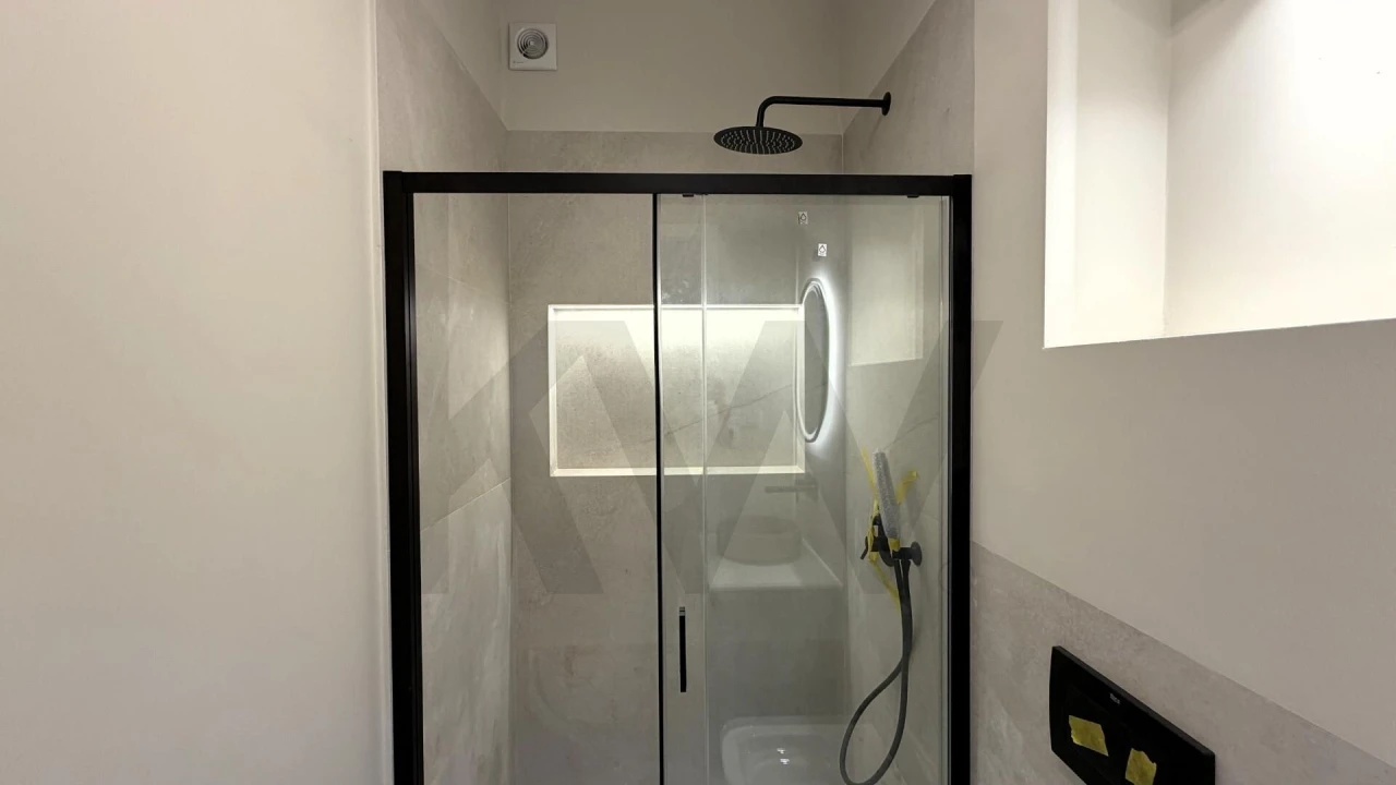 Apartamento T1 para Venda em Carcavelos e Parede Foto 9