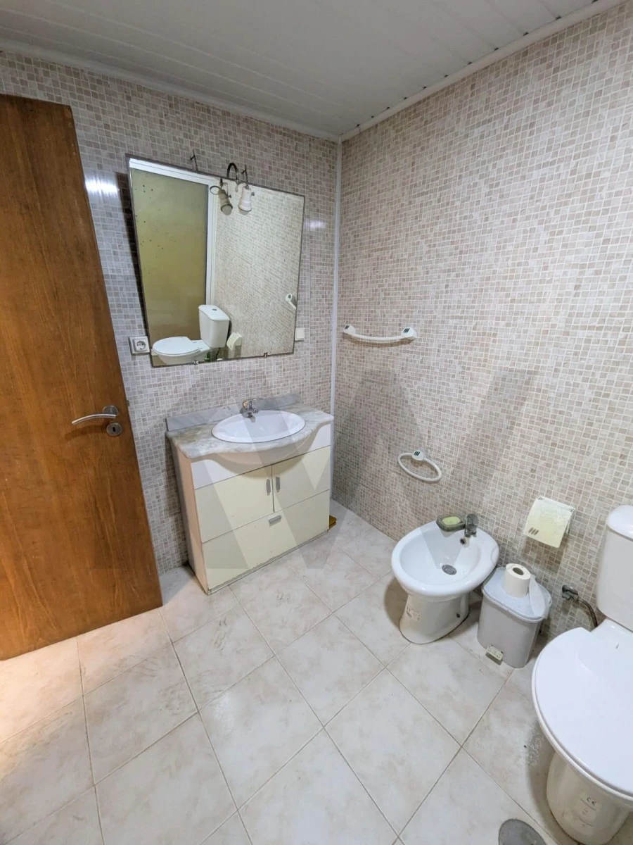 Moradia T2 para Venda em Santa Joana Foto 6