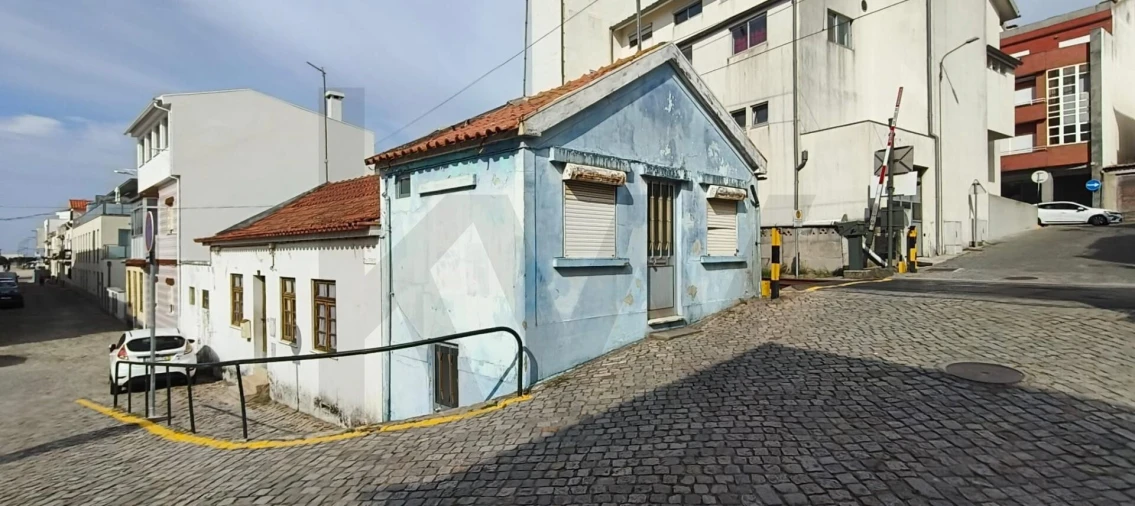 Moradia T1 para Venda em Vila Praia de Ancora Foto 23