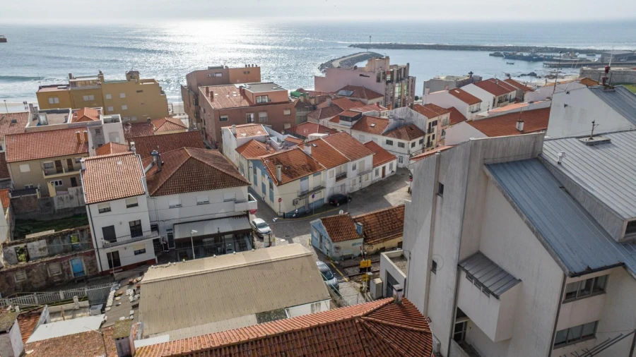 Moradia T1 para Venda em Vila Praia de Ancora Foto 16