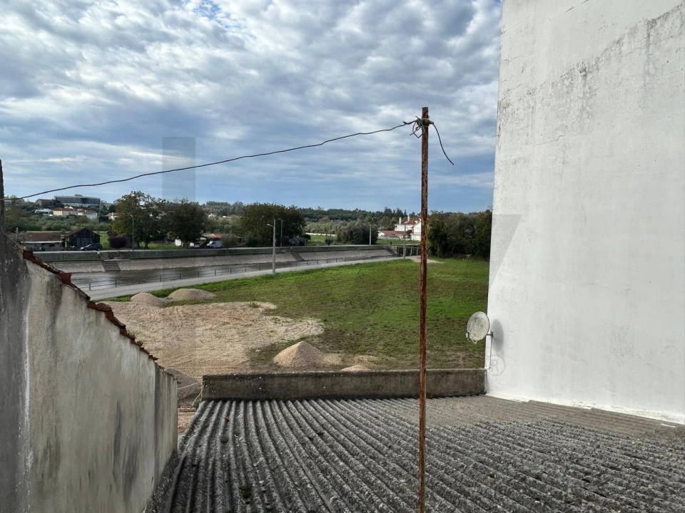 Moradia T3 para Venda em Soure Foto 11