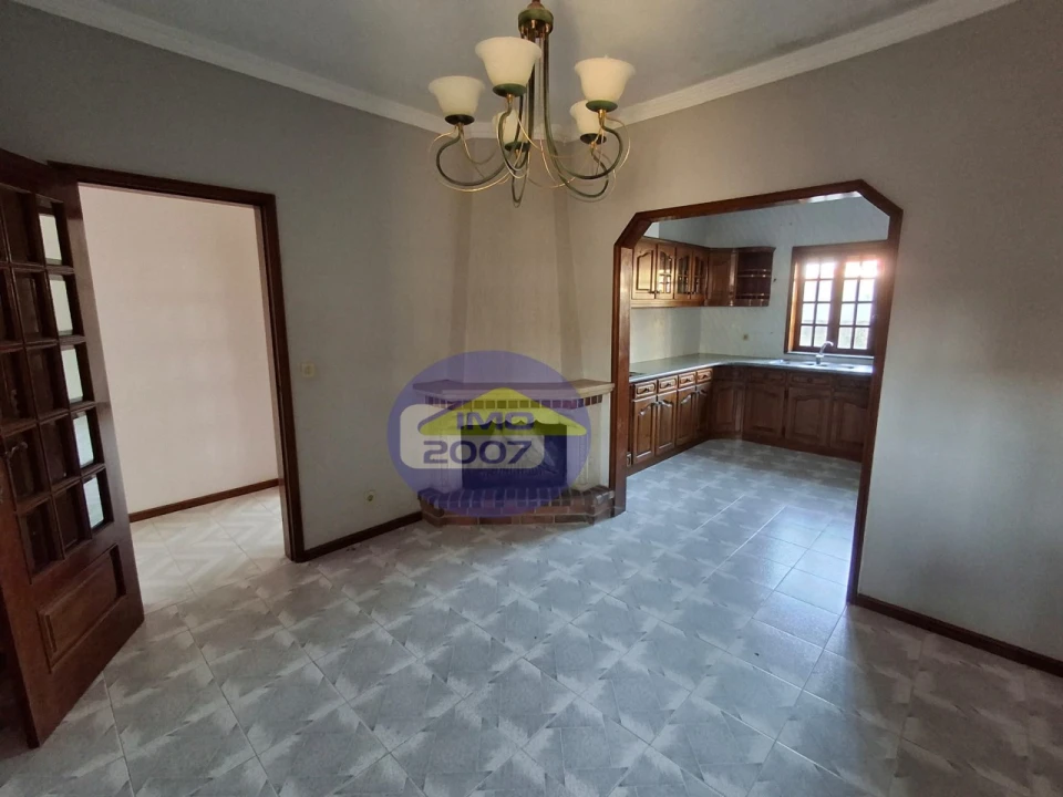 Moradia T3 para Venda em Cortegaça Foto 9