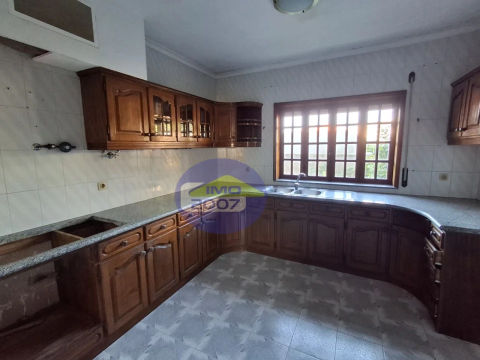 Moradia T3 para Venda em Cortegaça Foto 10