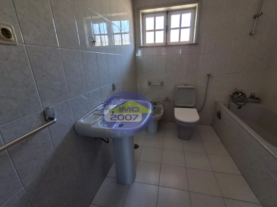 Moradia T3 para Venda em Cortegaça Foto 16