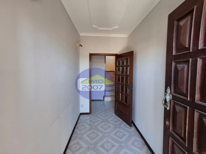 Moradia T3 para Venda em Cortegaça Foto 6