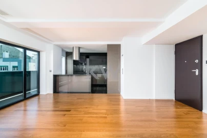 Apartamento T1 para Arrendamento em Avenidas Novas