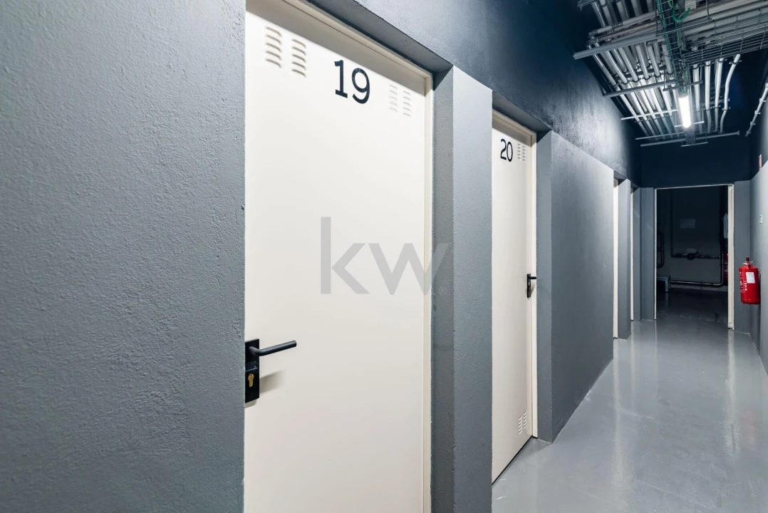 Apartamento T1 para Arrendamento em Avenidas Novas Foto 21