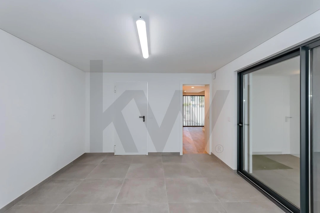 Moradia T5 para Venda em Barcarena Foto 72