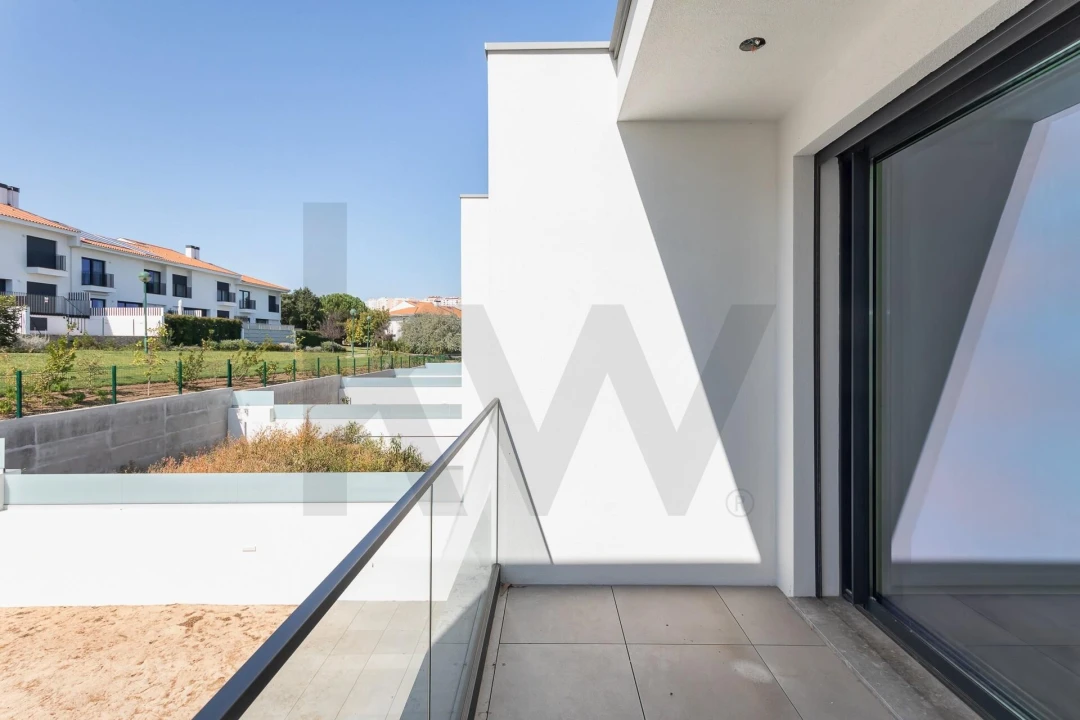 Moradia T5 para Venda em Barcarena Foto 51