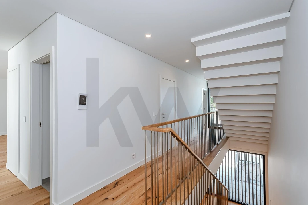 Moradia T5 para Venda em Barcarena Foto 21