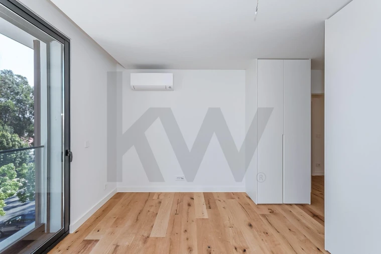 Moradia T5 para Venda em Barcarena Foto 47