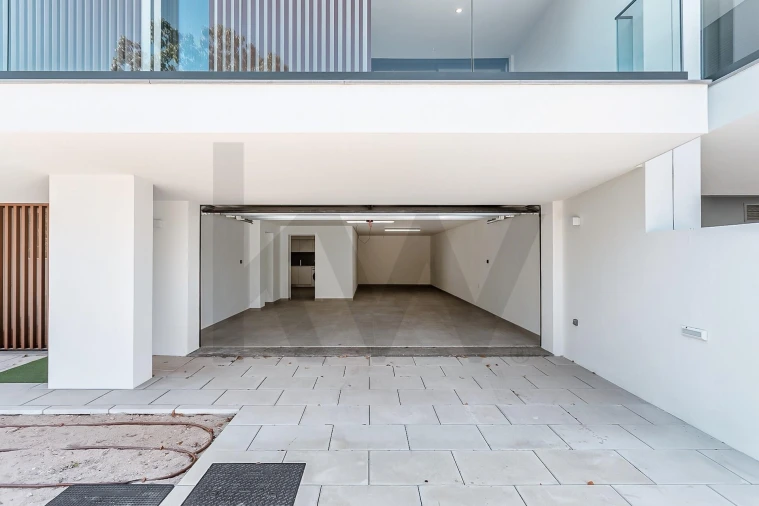 Moradia T5 para Venda em Barcarena Foto 66