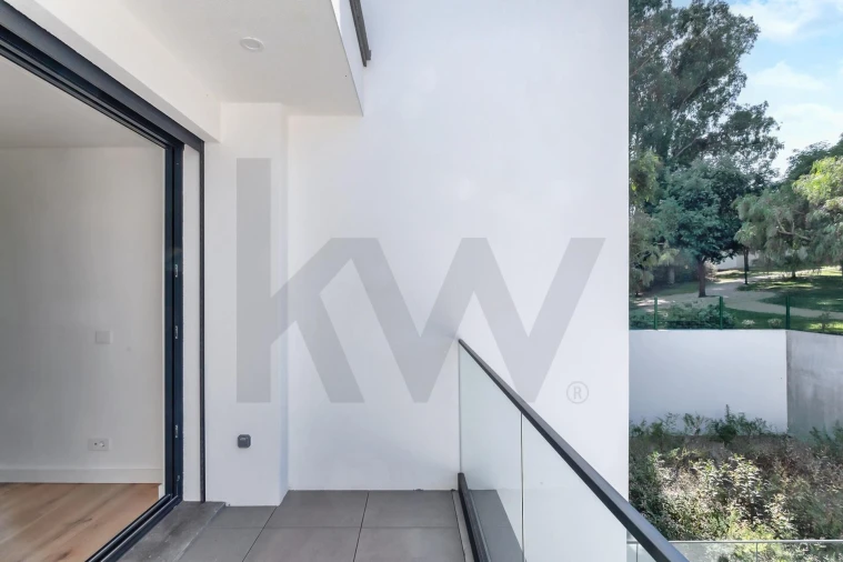 Moradia T5 para Venda em Barcarena Foto 50