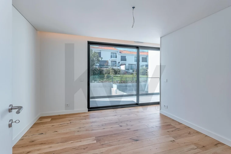 Moradia T5 para Venda em Barcarena Foto 27