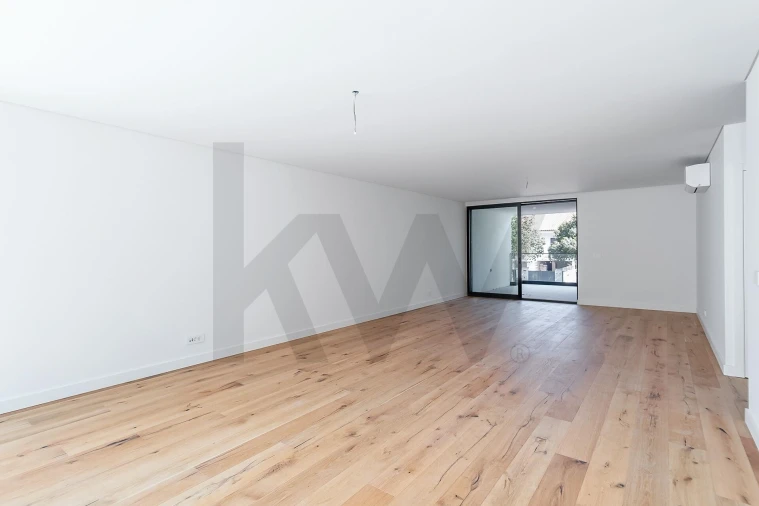 Moradia T5 para Venda em Barcarena Foto 11