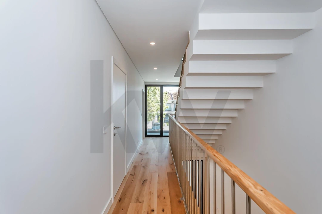 Moradia T5 para Venda em Barcarena Foto 14