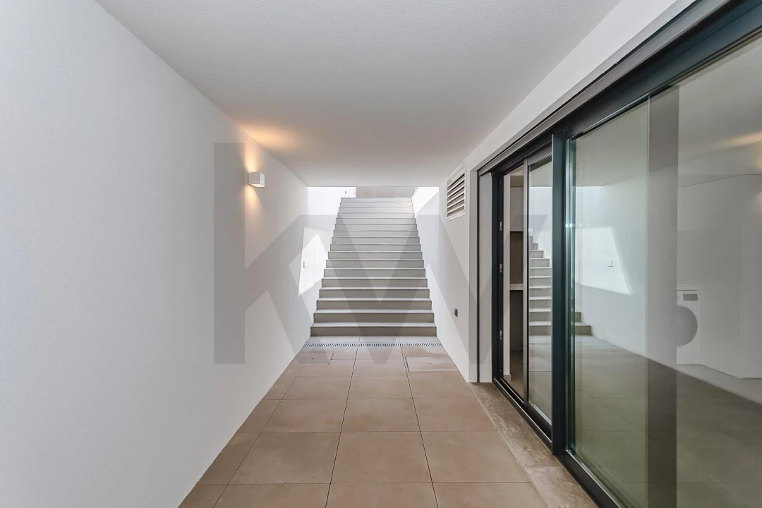 Moradia T5 para Venda em Barcarena Foto 74