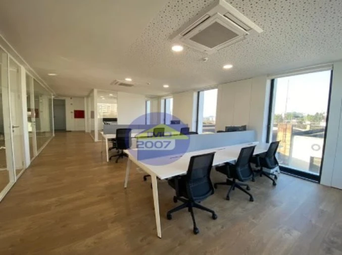 Escritório para Arrendamento em São João da Madeira Foto 8