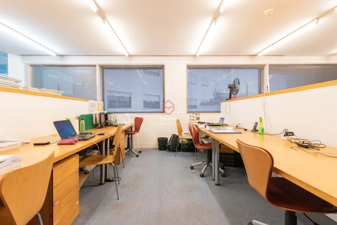 Escritório para Venda em Algés, Linda-A-Velha e Cruz Quebrada-Dafundo Foto 2