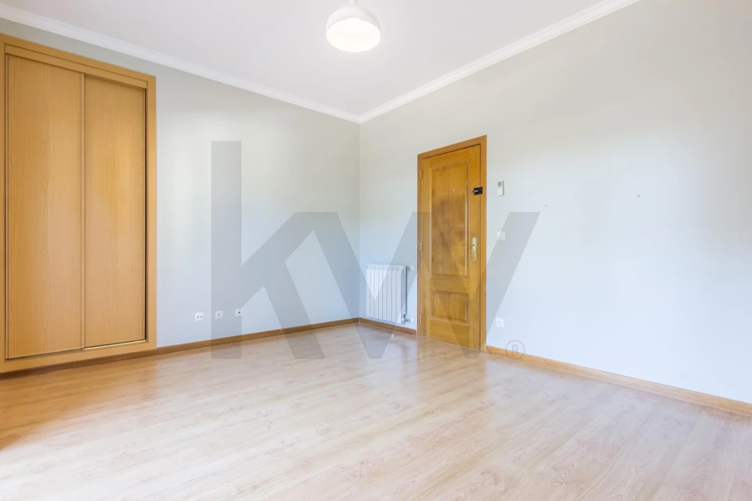 Moradia T3 para Venda em Samora Correia Foto 38