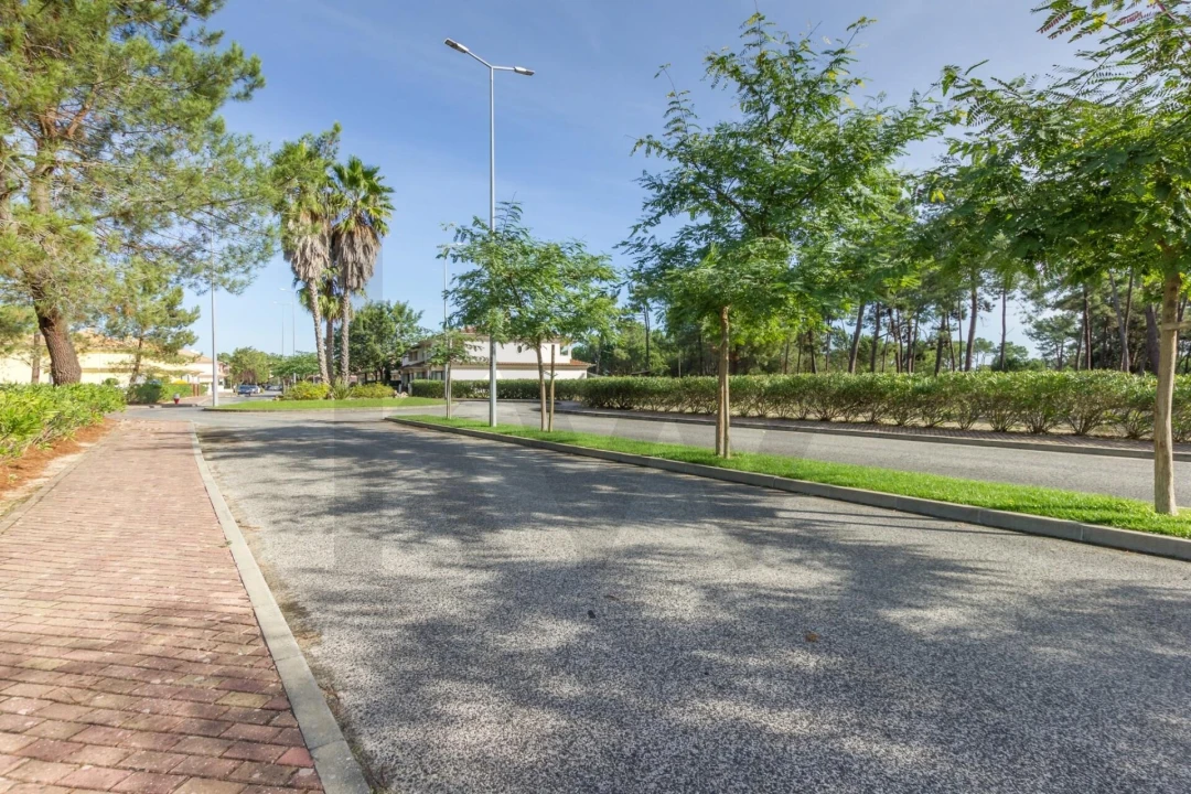 Moradia T3 para Venda em Samora Correia Foto 3